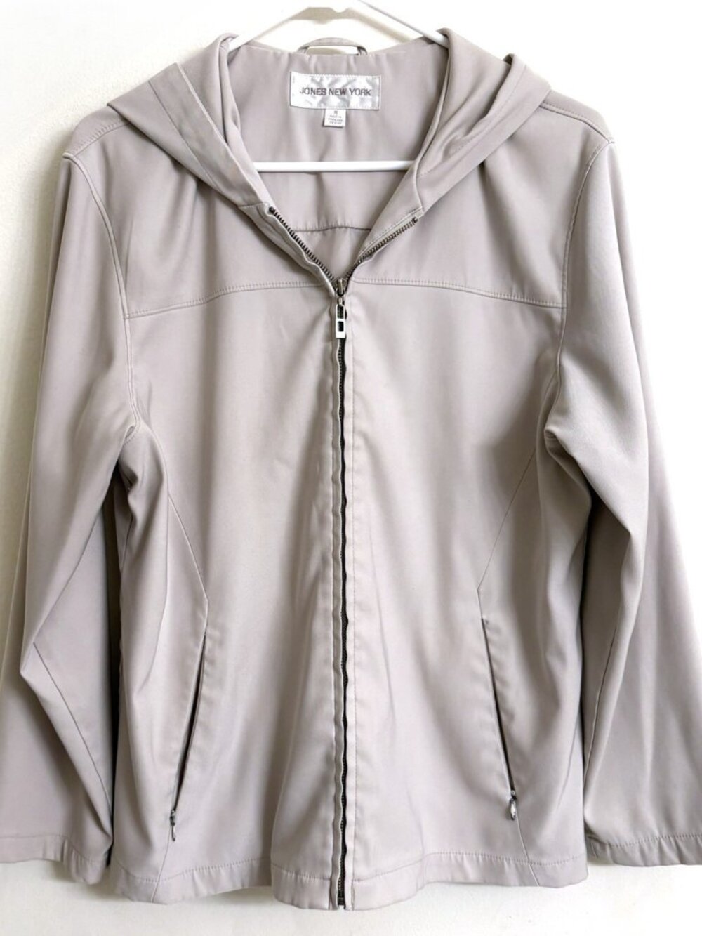 Jones New York Women's White Zippered Hooded Lined Jacket Size Medium